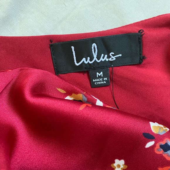 NWT Lulu's asymmetrical satin floral dress - Picture 2 of 9